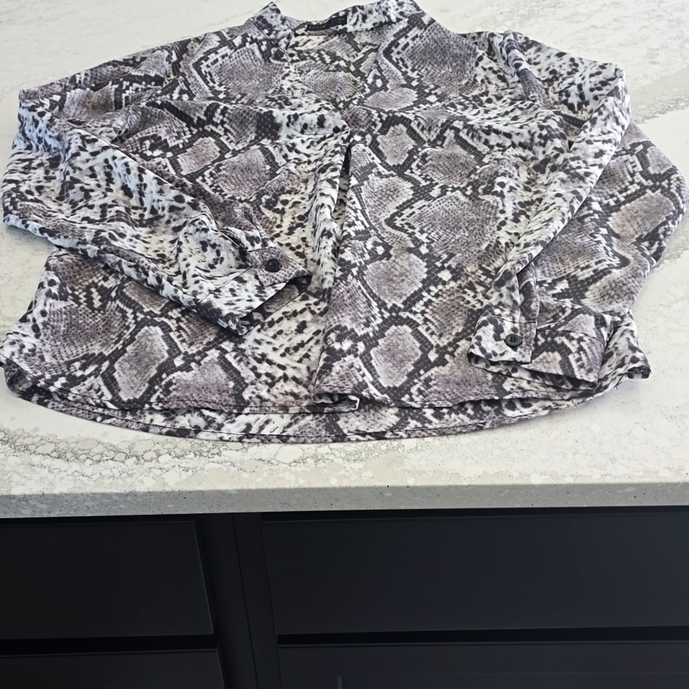 Womens Snake skin blouse